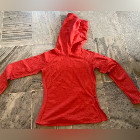 Nike Tops - Nike sweatshirt